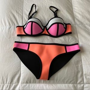 Triangl bikini
